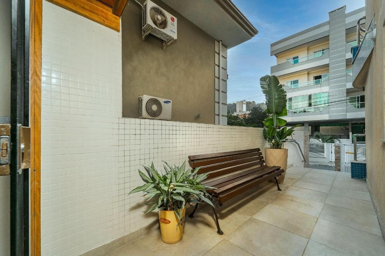 Residencial Edite No Centro De Bombinha Bombinhas Luaran gambar